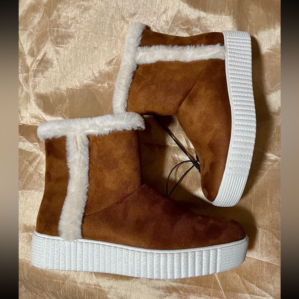 Arizona Jean Co Memory Foam AZ Jolene Cognac Fur Linned Boots size 7M
